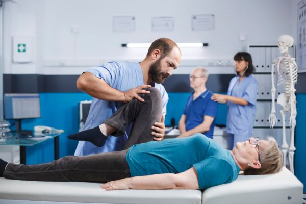 Top 5 experts du genou à Paris pour des soins optimaux